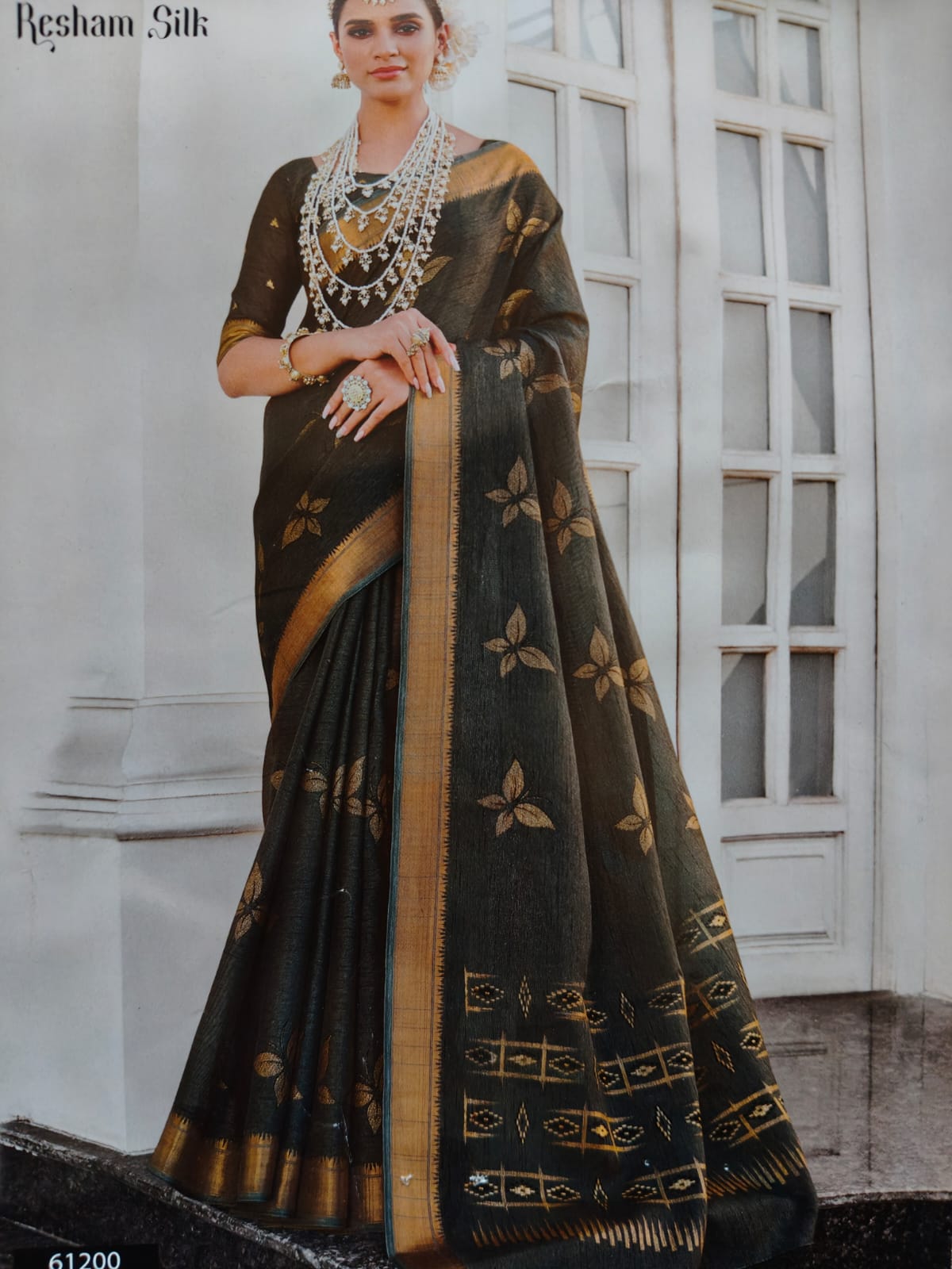 Designer festive wear beautiful cotton silk saree with unstitched matching blouse piece