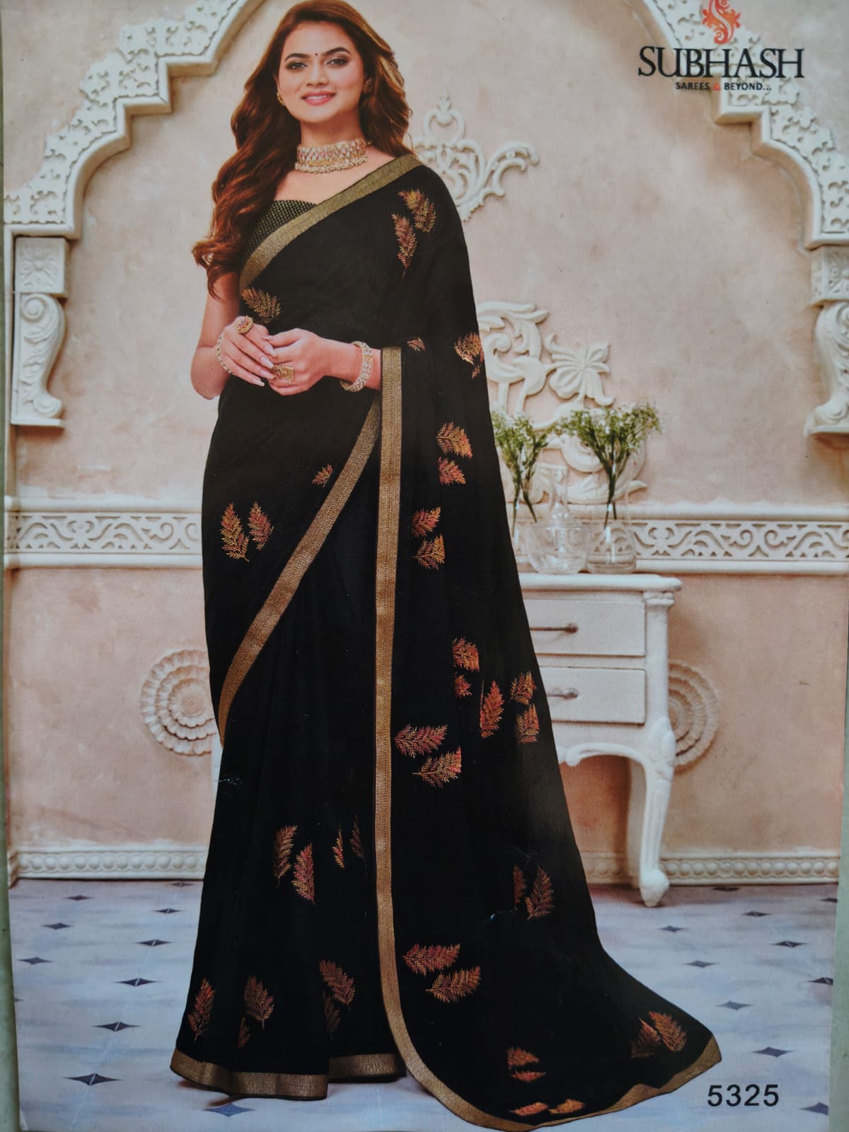 Designer chiffon beautiful party wear saree with matching unstitched blouse piece